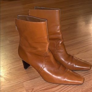 Unisa Brown Genuine Leather Boots